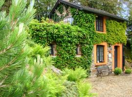 Gîte La Petite Francorchamps Ardennaise, hotel na may parking sa Stavelot