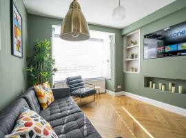 Luxury Townhouse 2BR Belfast's Best Area, hotel i Belfast