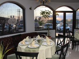 Hotel Royal 2, hotel din Urziceni