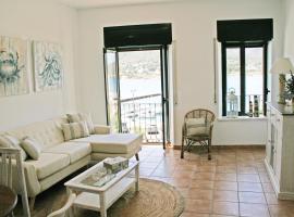 Apartamento con vistas al Mar, вариант жилья у пляжа в Эль-Порт-де-ла-Сельва