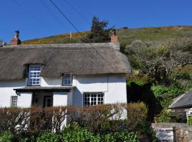 Old Cottage, Crackington Haven, North Cornwall, rumah percutian di Bude