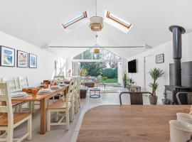 Kittiwake, beach rental in Highcliffe