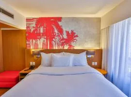 Radisson RED Campinas
