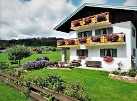 Haus Saurler - Chiemgau Karte, guest house in Inzell