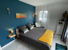 Chambre calme avec piscine - L'Echappée Belle