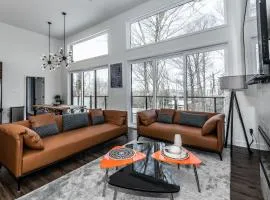 Luxurious Villa Tremblant 4 Bdrs W Hot Tub B5