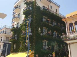 Hotel San Pietro, hotel em Letojanni