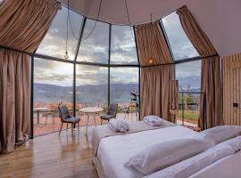 Glamping El Regajo Valle del Jerte, casa de férias em El Torno