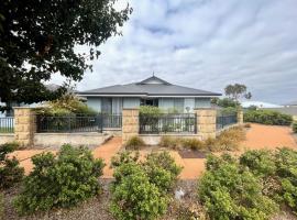 Napolean Holiday Retreat, holiday home in Vasse