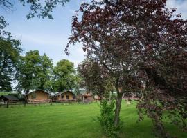 Buiten aan de Baak, tented camp en Steenbergen