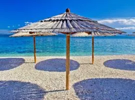 Apartment in Kustici with balcony, WiFi, washing machine (4847-1)