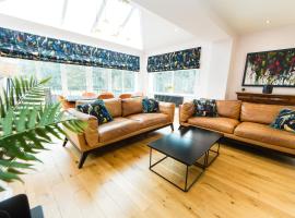 Nydsley Hall by Luxury Travel Emproium - 4 Luxury Apartments - 2 with Hot Tubs