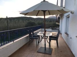 Apartament amb terrassa i parking