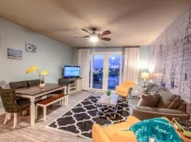 Laketown Wharf 429 By Aneliya