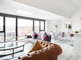 Fabulous Penthouse, Brilliant Location, Sleeps 6!, apartement sihtkohas Belfast