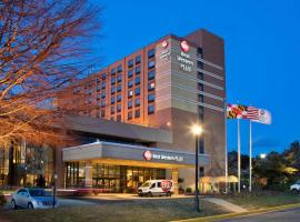 Best Western Plus Hotel & Conference Center, hótel í Baltimore