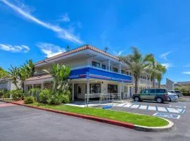 Motel 6-Pomona, CA - Los Angeles