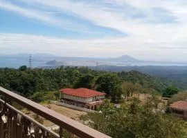 Splendido Tagaytay Taal Lake View Free Parking Netflix No Free Pool No Pet