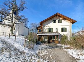 Ferienwohnung Jägerstüberl, hotel with parking in Seeshaupt