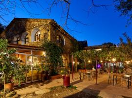 B&B Mas Torrencito Pet Friendly, hotel v destinaci Parets de Ampurdá