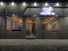 Tulip Flowing River View Hotel., hotel v destinaci Shamshi