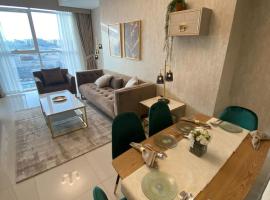 Luxury one bedroom five minutes from burj khalifa, apartment in Dubai