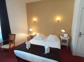 Hôtel du Château, hotel v destinaci Vitré