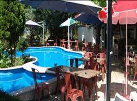 Hexagone, hotel v destinaci Bressols