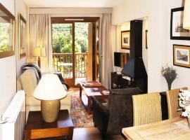 Chardín de Llis-Apartamentos Chardins, luxury hotel in Benasque