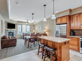 Winter or Summer - vacation time is golden at Silver Mountain Condo 202 condo, apartment in Bear Valley