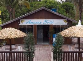 Amazon Boto Lodge Hotel ชาเลต์ในCareiro