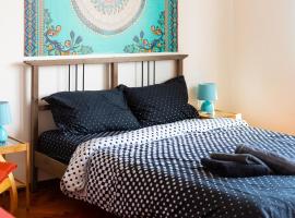 Old Town Cozy Apartment - University Square - Central Location