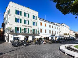 Hotel Tripoli, hotel a Desenzano del Garda