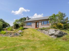 Ceris, cottage in Penrhyndeudreath