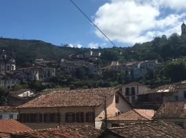 CASA RAIZ cama, café e prosa, hotel di Ouro Preto
