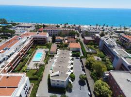 Hotel l'Etape, hotel din Villeneuve-Loubet