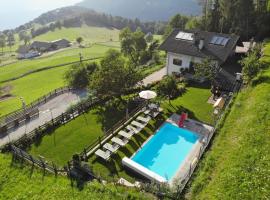 멜티나에 위치한 호텔 Alpenrose