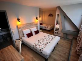 Logis Hotel Restaurant des Voyageurs, hotel v destinaci Tarnac