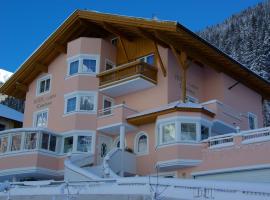 Hotel Garni Corinna, hôtel à Ischgl près de : Velillbahn