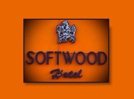 Hotel Softwood, hotel em Recanati