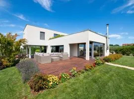 Villa Frida