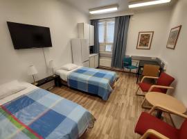 Hotel 24 - Karihaara - Kemi, apartmen servis di Kemi