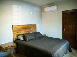 Departamento La Palma, hotel i Tequila