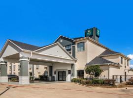 Quality Inn & Suites, hôtel à Fort Worth près de : Aéroport de Fort Worth Alliance - AFW