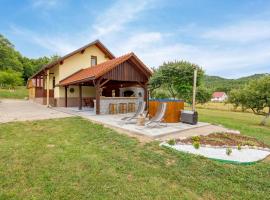 Gorgeous Home In Klanac With Kitchen, hotell i Klanac