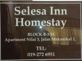 Selesa Inn Homestay, viešbutis su vietomis automobiliams mieste Nilajus
