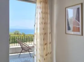 Almyros Aktis seaview apartment