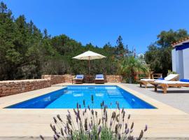 Finca Can Carlets, villa in Cala Saona