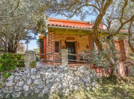 House Luce, casa per le vacanze a Neviđane