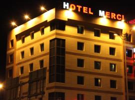 Merci Hotel Erbil, hotelli kohteessa Erbil lähellä maamerkkiä Franso Hariri Stadium
